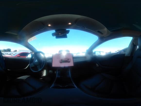 ✅ 2019 Tesla Model 3 Mid Range • VIN: 5YJ3E1EA9KF411696 • Lot: 43458080. Wystawiony na IAAI z przebiegiem 151 105 mil. Bezpłatny archiwum sprzedaży aukcyjnych z USA i szczegółowy raport historii pojazdu na DreamBid. Zdjęcie 19.