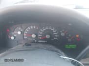 ✅ 2005 Ford Explorer XLT • VIN: 1FMZU63K35UA40466 • Lot: 43252678. Wystawiony na IAAI z przebiegiem 133 282 mil. Bezpłatny archiwum sprzedaży aukcyjnych z USA i szczegółowy raport historii pojazdu na DreamBid. Zdjęcie 7.