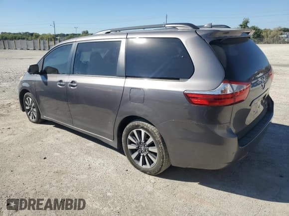 ✅ 2018 Toyota Sienna XLE • VIN: 5TDDZ3DC2JS195045 • Lot: 85872465. Listed on Copart with 154,196 mi. Free auction sales archive from the USA and detailed vehicle history report at DreamBid. Image 2.