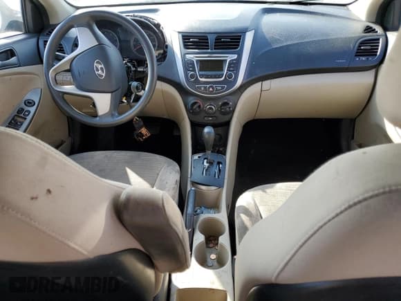 ✅ 2016 Hyundai Accent SE • VIN: KMHCT4AE1GU124735 • Лот: 52393364. Опубликован ранее на Copart с пробегом Не указан. Бесплатный доступ к архиву аукционных продаж из США и подробный отчёт об истории автомобиля на DreamBid. Изображение 8.