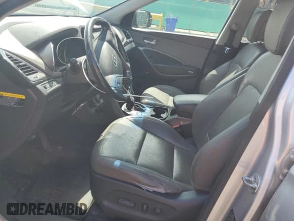 ✅ 2015 Hyundai Santa Fe Limited • VIN: KM8SRDHF2FU127523 • Лот: 70874595. Опубликован ранее на Copart с пробегом 130 725 миль. Бесплатный доступ к архиву аукционных продаж из США и подробный отчёт об истории автомобиля на DreamBid. Изображение 7.