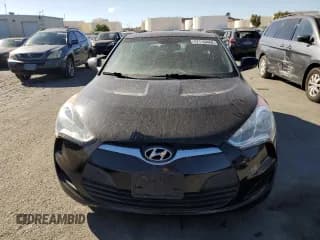 ✅ 2012 Hyundai Veloster w/Red Int • VIN: KMHTC6AD5CU057473 • Lot: 77716444. Wystawiony na Copart z przebiegiem 137 423 mil. Bezpłatny archiwum sprzedaży aukcyjnych z USA i szczegółowy raport historii pojazdu na DreamBid. Zdjęcie 5.