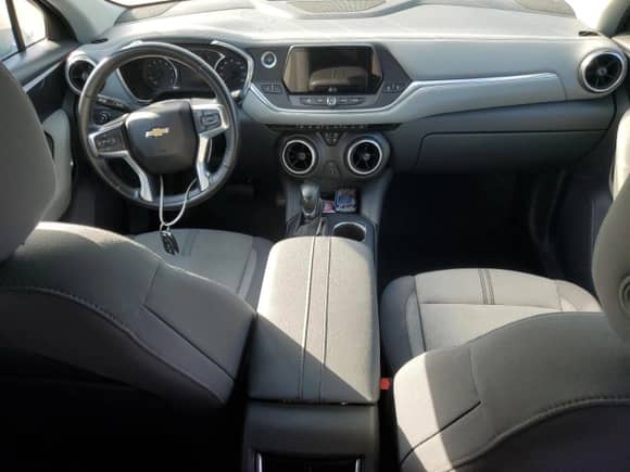 2020 Chevrolet Blazer LT with VIN 3GNKBBRA6LS555551, listed as a Copart auction lot 75399384 with Not provided miles and Salvage title. Bid and sale history available at DreamBid. Image 8.