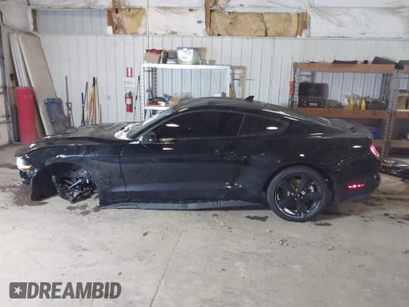 ✅ 2023 Ford Mustang EcoBoost • VIN: 1FA6P8TH7P5101948 • Лот: 41305042. Опубликован ранее на IAAI с пробегом 11 047 миль. Бесплатный доступ к архиву аукционных продаж из США и подробный отчёт об истории автомобиля на DreamBid. Изображение 15.