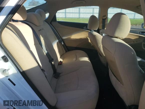 ✅ 2013 Hyundai Sonata GLS • VIN: 5NPEB4AC4DH684592 • Lot: 73968524. Listed on Copart with 161,212 mi. Free auction sales archive from the USA and detailed vehicle history report at DreamBid. Image 11.