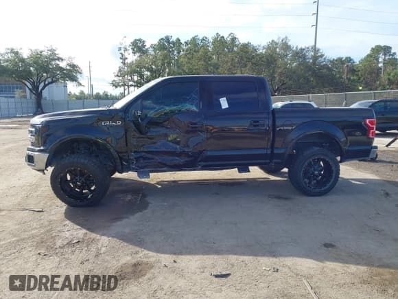 ✅ 2019 Ford F-150 XL • VIN: 1FTEW1C44KKD54488 • Lot: 43638107. Wystawiony na IAAI z przebiegiem 66 711 mil. Bezpłatny archiwum sprzedaży aukcyjnych z USA i szczegółowy raport historii pojazdu na DreamBid. Zdjęcie 14.