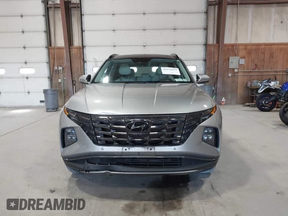 ✅ 2022 Hyundai Tucson Limited • VIN: 5NMJECAE4NH036072 • Lot: 43155022. Listed on IAAI with 18,939 mi. Free auction sales archive from the USA and detailed vehicle history report at DreamBid. Image 13.