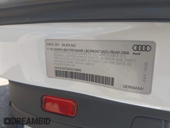 ✅ 2019 Audi S5 Sportback Prestige • VIN: WAUC4CF56KA016896 • Lot: 42023367. Listed on IAAI with Not provided. Free auction sales archive from the USA and detailed vehicle history report at DreamBid. Image 9.