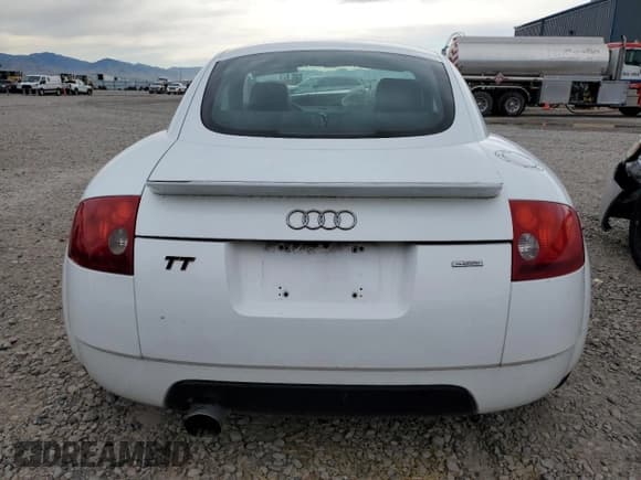 ✅ 2002 Audi TT • VIN: TRUWC28N321004236 • Lot: 61593665. Listed on Copart with 224,262 mi. Free auction sales archive from the USA and detailed vehicle history report at DreamBid. Image 6.