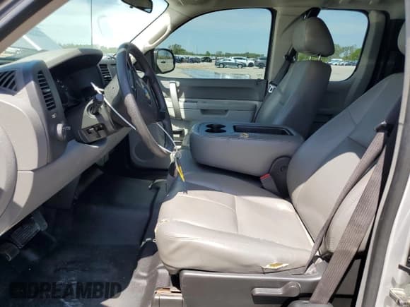 ✅ 2010 Chevrolet Silverado 1500 Work Truck • VIN: 1GCSCPE04AZ257340 • Lot: 54273575. Listed on Copart with 186,902 mi. Free auction sales archive from the USA and detailed vehicle history report at DreamBid. Image 7.