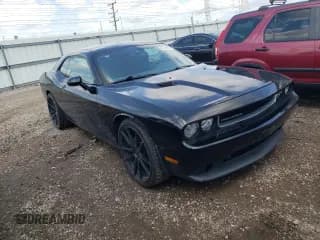 ✅ 2014 Dodge Challenger SXT • VIN: 2C3CDYAG1EH153635 • Lot: 67340514. Wystawiony na Copart z przebiegiem Nie podano. Bezpłatny archiwum sprzedaży aukcyjnych z USA i szczegółowy raport historii pojazdu na DreamBid. Zdjęcie 4.