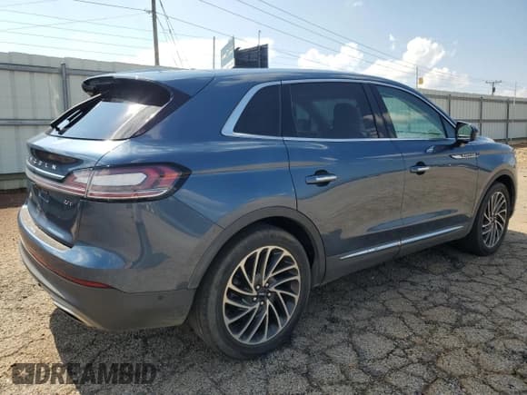 ✅ 2019 Lincoln Nautilus Reserve • VIN: 2LMPJ6LP2KBL17383 • Lot: 63593245. Listed on Copart with 76,608 mi. Free auction sales archive from the USA and detailed vehicle history report at DreamBid. Image 3.