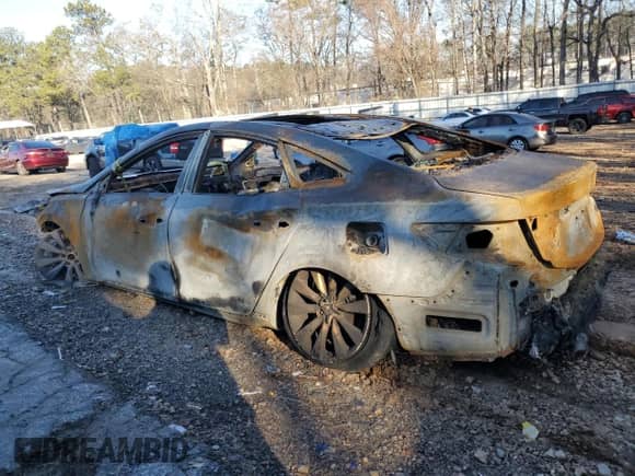 2016 Hyundai Azera Limited с VIN KMHFH4JG0GA525811, выставлен на аукционе Copart как лот 45886965 с пробегом Не указан миль и На запчасти • Non repairable. История ставок и продаж доступна на DreamBid. Изображение 2.