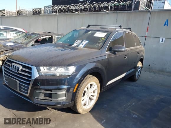 ✅ 2018 Audi Q7 Premium Plus • VIN: WA1LAAF78JD004273 • Lot: 42568063. Listed on IAAI with 94,330 mi. Free auction sales archive from the USA and detailed vehicle history report at DreamBid. Image 2.
