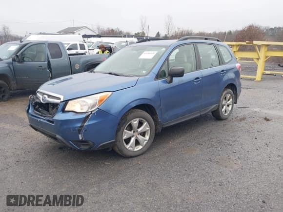 ✅ 2015 Subaru Forester 2.5i • VIN: JF2SJABC7FH459573 • Lot: 43749325. Listed on IAAI with 220,850 mi. Free auction sales archive from the USA and detailed vehicle history report at DreamBid. Image 2.