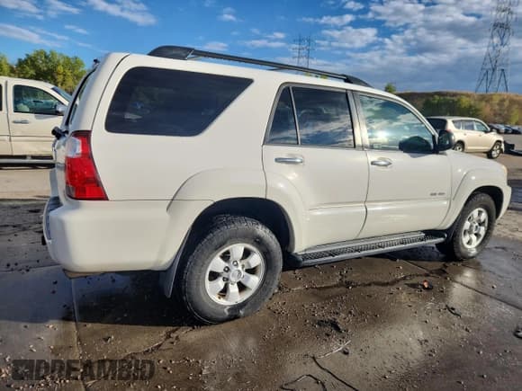 ✅ 2007 Toyota 4Runner SR5 • VIN: JTEBU14R478104722 • Lot: 84819175. Wystawiony na Copart z przebiegiem 298 587 mil. Bezpłatny archiwum sprzedaży aukcyjnych z USA i szczegółowy raport historii pojazdu na DreamBid. Zdjęcie 3.