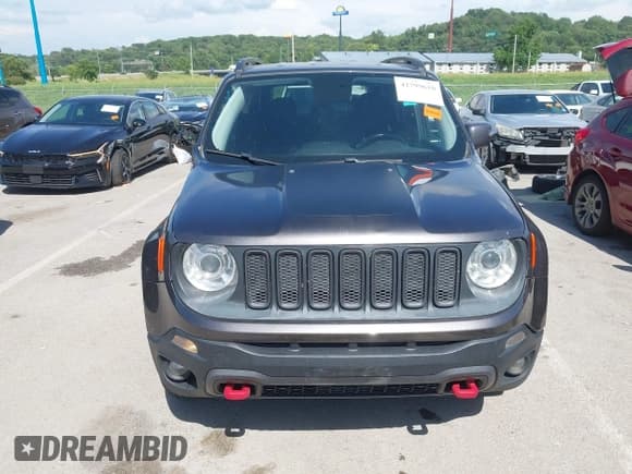 ✅ 2017 Jeep Renegade Trailhawk • VIN: ZACCJBCB5HPG55165 • Лот: 42799610. Опубликован ранее на IAAI с пробегом 84 606 миль. Бесплатный доступ к архиву аукционных продаж из США и подробный отчёт об истории автомобиля на DreamBid. Изображение 12.