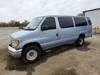 ✅ 2000 Ford Econoline Passenger XL • VIN: 1FBSS31L8YHB81752 • Lot: 92391515. Listed on Copart with 166,440 mi. Free auction sales archive from the USA and detailed vehicle history report at DreamBid. Image 1.