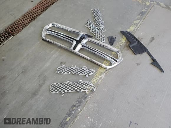 ✅ 2013 Dodge Durango Crew • VIN: 1C4SDJDT1DC509543 • Lot: 80838195. Listed on Copart with 136,406 mi. Free auction sales archive from the USA and detailed vehicle history report at DreamBid. Image 13.