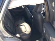 ✅ 2024 Mazda CX-5 Premium • VIN: JM3KFBDY1R0378092 • Lot: 41415595. Wystawiony na IAAI z przebiegiem 13 165 mil. Bezpłatny archiwum sprzedaży aukcyjnych z USA i szczegółowy raport historii pojazdu na DreamBid. Zdjęcie 8.