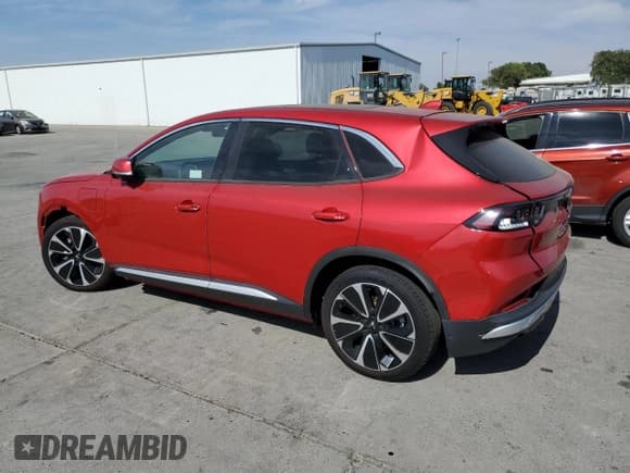 ✅ 2023 VinFast VF 8 Plus • VIN: RLLV1AFA5PH003227 • Lot: 58780524. Wystawiony na Copart z przebiegiem 18 mil. Bezpłatny archiwum sprzedaży aukcyjnych z USA i szczegółowy raport historii pojazdu na DreamBid. Zdjęcie 2.