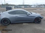 ✅ 2015 Hyundai Genesis Coupe R-Spec • VIN: KMHHU6KJ1FU127286 • Lot: 41733595. Wystawiony na IAAI z przebiegiem 98 296 mil. Bezpłatny archiwum sprzedaży aukcyjnych z USA i szczegółowy raport historii pojazdu na DreamBid. Zdjęcie 13.