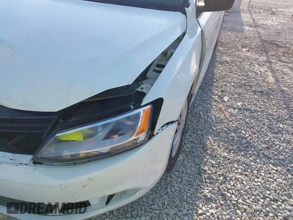 ✅ 2013 Volkswagen Jetta • VIN: 3VW2K7AJ2DM306104 • Лот: 43261757. Опубликован ранее на IAAI с пробегом 110 510 миль. Бесплатный доступ к архиву аукционных продаж из США и подробный отчёт об истории автомобиля на DreamBid. Изображение 12.