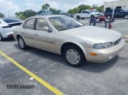 ✅ 1997 Infiniti J30 Personal Luxury • VIN: JNKAY21D8VM401577 • Lot: 42705695. Wystawiony na IAAI z przebiegiem 185 879 mil. Bezpłatny archiwum sprzedaży aukcyjnych z USA i szczegółowy raport historii pojazdu na DreamBid. Zdjęcie 1.
