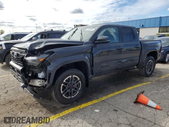 ✅ 2024 Toyota Tacoma TRD Off Road • VIN: 3TMLB5JN7RM004796 • Lot: 86533545. Wystawiony na Copart z przebiegiem 18 152 mil. Bezpłatny archiwum sprzedaży aukcyjnych z USA i szczegółowy raport historii pojazdu na DreamBid. Zdjęcie 1.