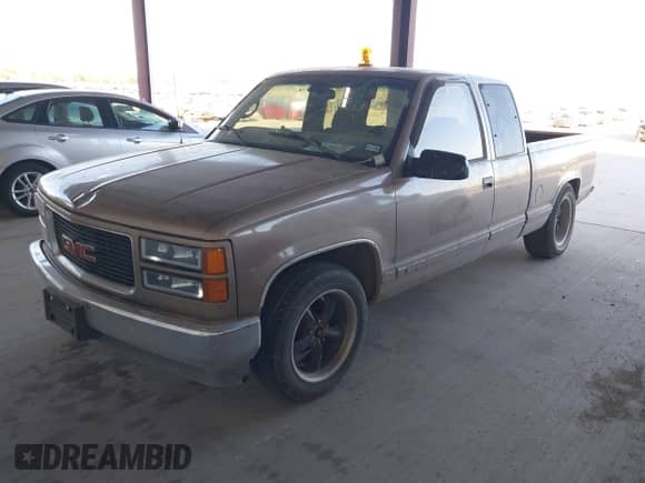 1997 GMC Sierra 1500 с VIN 2GTEC19RXV1548717, выставлен на аукционе IAAI как лот 43628225 с пробегом 290 016 миль миль и . История ставок и продаж доступна на DreamBid. Изображение 6.