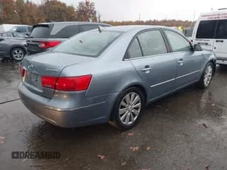 ✅ 2009 Hyundai Sonata Limited • VIN: 5NPEU46C79H520425 • Лот: 43570173. Опубликован ранее на IAAI с пробегом 231 309 миль. Бесплатный доступ к архиву аукционных продаж из США и подробный отчёт об истории автомобиля на DreamBid. Изображение 4.