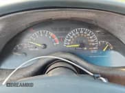 ✅ 1995 Pontiac Grand Prix SE • VIN: 1G2WJ12M0SF321893 • Lot: 81386155. Wystawiony na Copart z przebiegiem 183 920 mil. Bezpłatny archiwum sprzedaży aukcyjnych z USA i szczegółowy raport historii pojazdu na DreamBid. Zdjęcie 9.