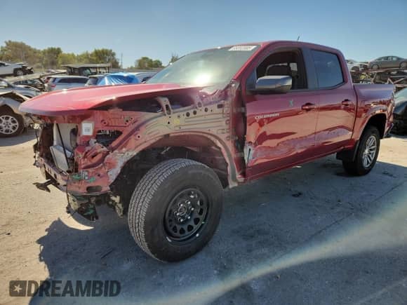 2024 Chevrolet Colorado 4WD LT с VIN 1GCPTCEK5R1286579, выставлен на аукционе Copart как лот 85852005 с пробегом 5 447 миль миль и Списание • Salvage title. История ставок и продаж доступна на DreamBid. Изображение 1.