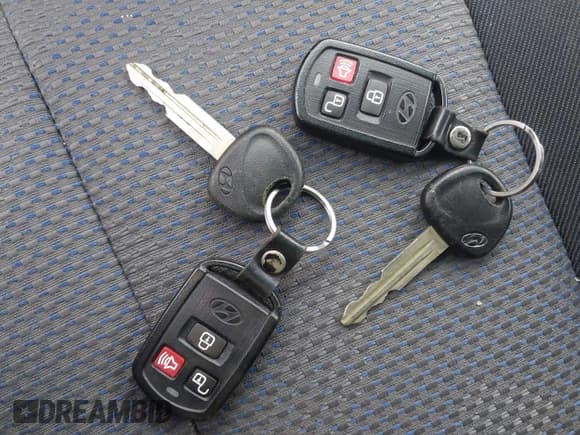 ✅ 2006 Hyundai Elantra GLS • VIN: KMHDN56D66U190331 • Lot: 41432567. Wystawiony na IAAI z przebiegiem 145 006 mil. Bezpłatny archiwum sprzedaży aukcyjnych z USA i szczegółowy raport historii pojazdu na DreamBid. Zdjęcie 11.