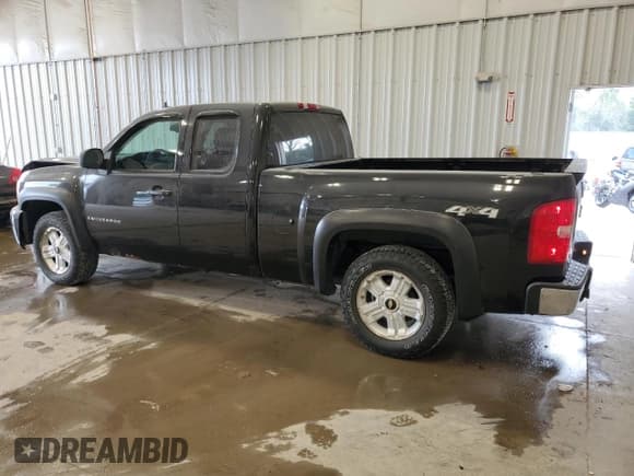 ✅ 2008 Chevrolet Silverado 1500 1LT • VIN: 1GCEK19028Z220806 • Lot: 74057804. Listed on Copart with 184,567 mi. Free auction sales archive from the USA and detailed vehicle history report at DreamBid. Image 2.