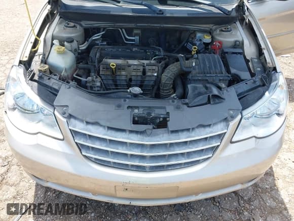 ✅ 2009 Chrysler Sebring LX • VIN: 1C3LC46B39N527510 • Лот: 42515259. Опубликован ранее на IAAI с пробегом 246 403 миль. Бесплатный доступ к архиву аукционных продаж из США и подробный отчёт об истории автомобиля на DreamBid. Изображение 10.