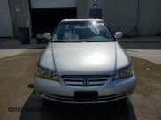 ✅ 2002 Honda Accord EX • VIN: 1HGCG566X2A052879 • Lot: 54399955. Wystawiony na Copart z przebiegiem 225 231 mil. Bezpłatny archiwum sprzedaży aukcyjnych z USA i szczegółowy raport historii pojazdu na DreamBid. Zdjęcie 5.