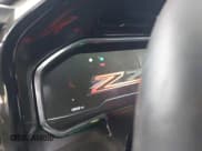 ✅ 2024 Chevrolet Silverado 1500 LT • VIN: 2GCUDDED4R1217478 • Lot: 42027641. Wystawiony na IAAI z przebiegiem 13 509 mil. Bezpłatny archiwum sprzedaży aukcyjnych z USA i szczegółowy raport historii pojazdu na DreamBid. Zdjęcie 7.