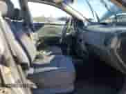 2006 Chevrolet Aveo LS z VIN KL1TD66646B526653, wystawiony jako Copart lot #84706574 z przebiegiem 102 701 mil mil oraz Szkoda całkowita • Salvage title. Historia ofert i sprzedaży dostępna na DreamBid. Obrazek 7.