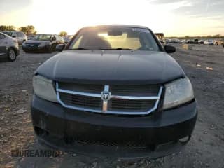 ✅ 2010 Dodge Avenger R/T • VIN: 1B3CC5FV4AN146458 • Лот: 73555204. Опубликован ранее на Copart с пробегом 180 705 миль. Бесплатный доступ к архиву аукционных продаж из США и подробный отчёт об истории автомобиля на DreamBid. Изображение 5.