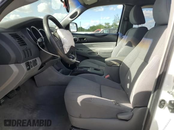 ✅ 2009 Toyota Tacoma • VIN: 5TETX22N39Z605480 • Lot: 84598335. Listed on Copart with 196,199 mi. Free auction sales archive from the USA and detailed vehicle history report at DreamBid. Image 7.