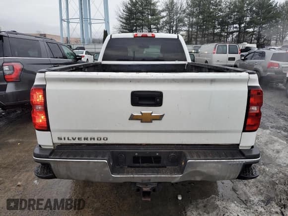 ✅ 2015 Chevrolet Silverado 2500HD Work Truck • VIN: 1GC0KUEG1FZ110650 • Lot: 39325194. Listed on Copart with 155,925 mi. Free auction sales archive from the USA and detailed vehicle history report at DreamBid. Image 6.