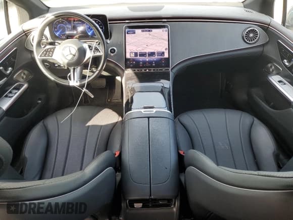 ✅ 2023 Mercedes-Benz EQE 350 • VIN: W1KEG1CB2PF028366 • Лот: 82315134. Опубликован ранее на Copart с пробегом 24 809 миль. Бесплатный доступ к архиву аукционных продаж из США и подробный отчёт об истории автомобиля на DreamBid. Изображение 8.