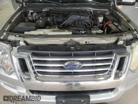 ✅ 2010 Ford Explorer Sport Trac Limited • VIN: 1FMEU5DE9AUA04468 • Lot: 42030015. Wystawiony na Copart z przebiegiem 271 253 mil. Bezpłatny archiwum sprzedaży aukcyjnych z USA i szczegółowy raport historii pojazdu na DreamBid. Zdjęcie 11.