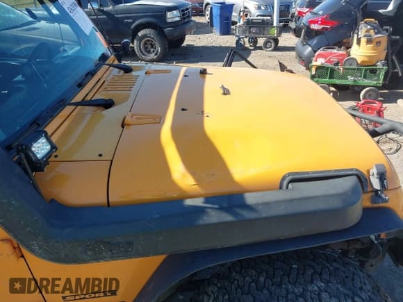 ✅ 2013 Jeep Wrangler Sport • VIN: 1C4AJWAG7DL561266 • Лот: 43620300. Опубликован ранее на IAAI с пробегом 110 431 миль. Бесплатный доступ к архиву аукционных продаж из США и подробный отчёт об истории автомобиля на DreamBid. Изображение 18.