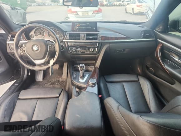 ✅ 2016 BMW 4 Series 435i • VIN: WBA3R1C53GK529390 • Лот: 85566515. Опубликован ранее на Copart с пробегом 109 508 миль. Бесплатный доступ к архиву аукционных продаж из США и подробный отчёт об истории автомобиля на DreamBid. Изображение 8.