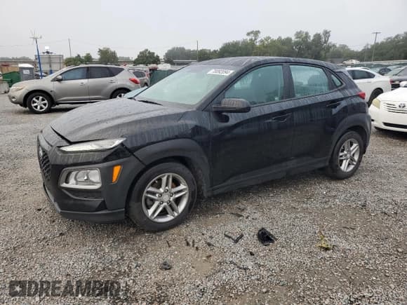 ✅ 2018 Hyundai Kona SE • VIN: KM8K12AA3JU101659 • Лот: 70092094. Опубликован ранее на Copart с пробегом 62 957 миль. Бесплатный доступ к архиву аукционных продаж из США и подробный отчёт об истории автомобиля на DreamBid. Изображение 1.