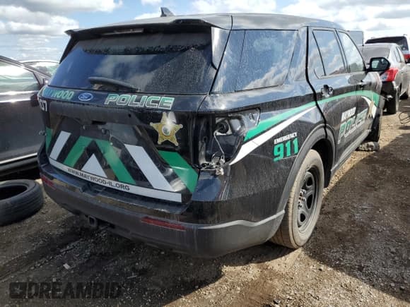✅ 2020 Ford Police Interceptor Utility • VIN: 1FM5K8AC5LGB95382 • Лот: 73489594. Опубликован ранее на Copart с пробегом 23 762 миль. Бесплатный доступ к архиву аукционных продаж из США и подробный отчёт об истории автомобиля на DreamBid. Изображение 3.