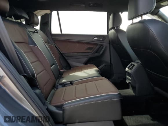 ✅ 2023 Volkswagen Tiguan SEL R-Line • VIN: 3VV4B7AX4PM128623 • Lot: 80810135. Listed on Copart with 14,154 mi. Free auction sales archive from the USA and detailed vehicle history report at DreamBid. Image 11.