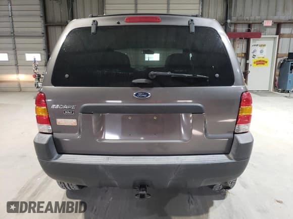 ✅ 2002 Ford Escape XLT Choice • VIN: 1FMYU03142KD13339 • Lot: 91817675. Wystawiony na Copart z przebiegiem 197 729 mil. Bezpłatny archiwum sprzedaży aukcyjnych z USA i szczegółowy raport historii pojazdu na DreamBid. Zdjęcie 6.